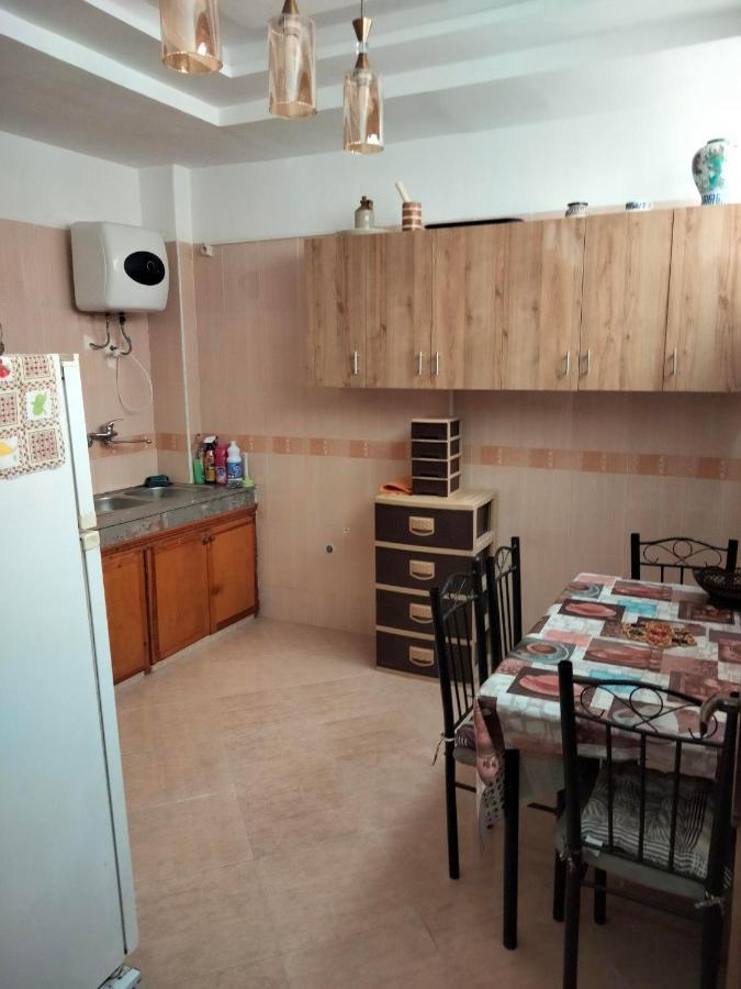 Appartement Meuble Bien Situe A Agadir Bagian luar foto