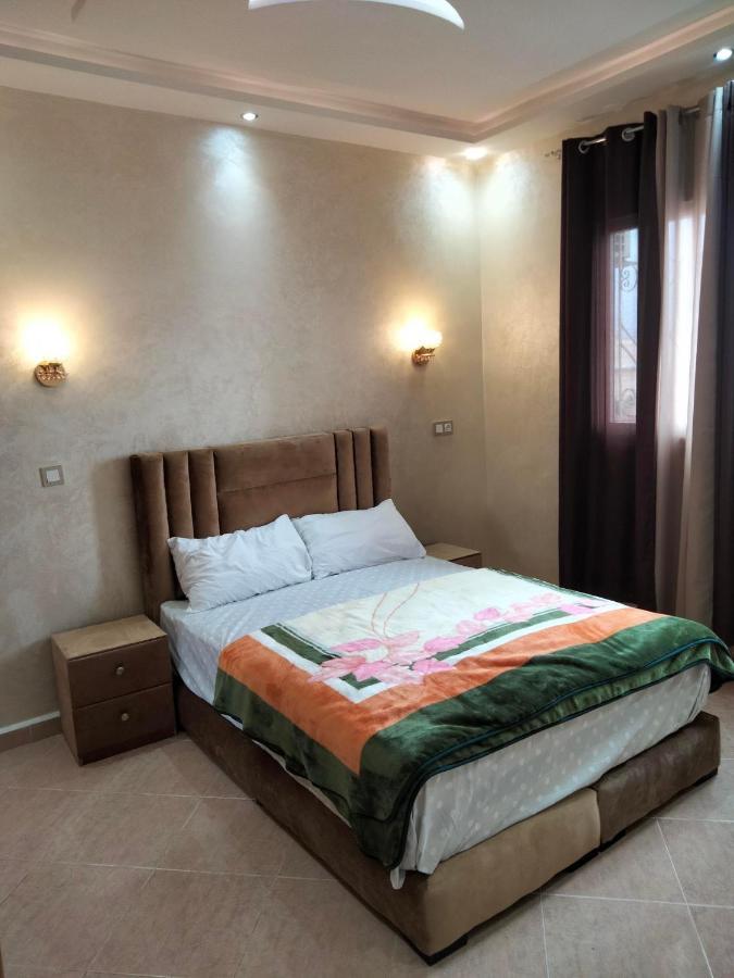 Appartement Meuble Bien Situe A Agadir Bagian luar foto