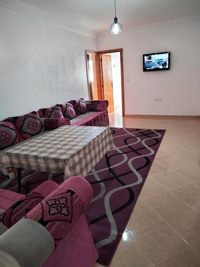 Appartement Meuble Bien Situe A Agadir Bagian luar foto